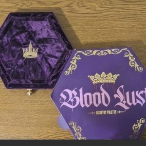 BloodLust Pallette by Jeffree Star cosmetics